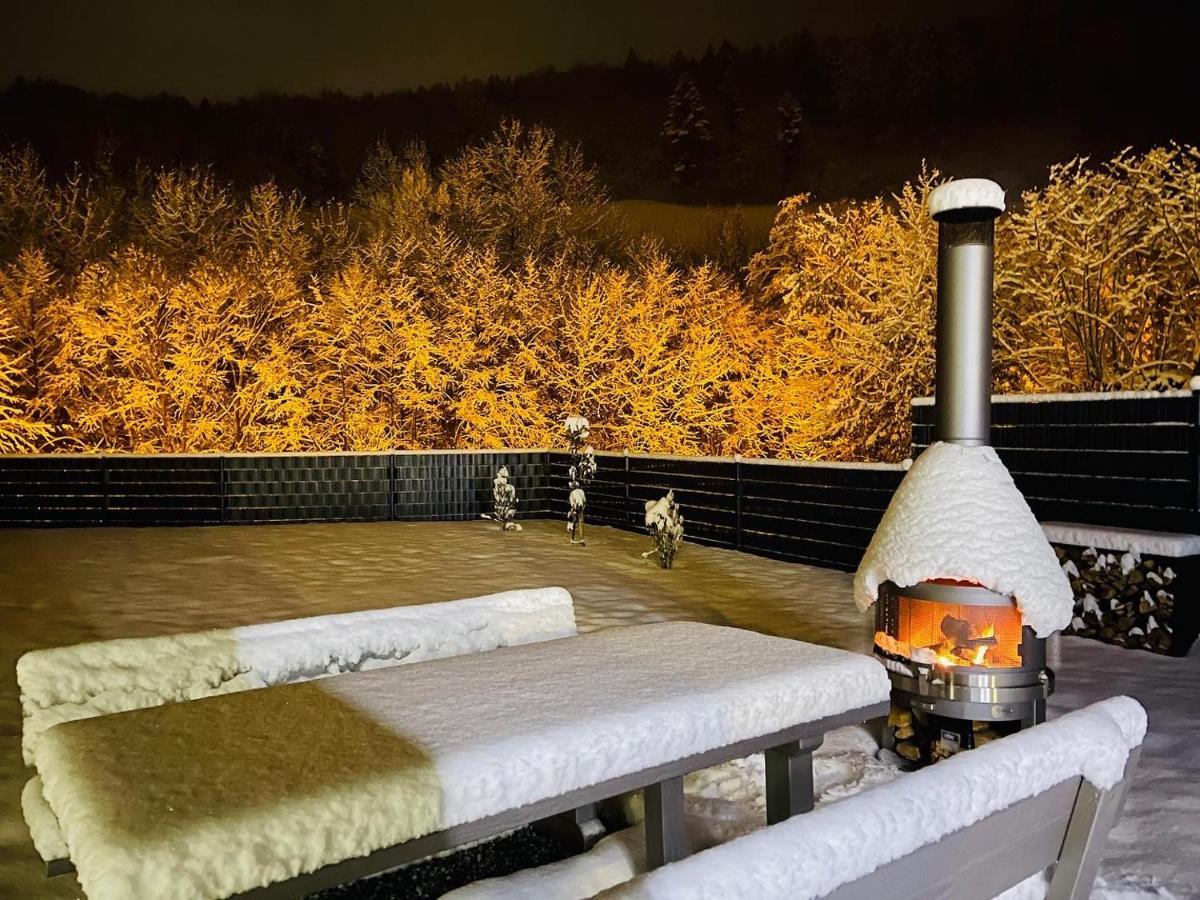 Voralpen Lodge - Ferienhaus Mit Gym & Wellnessbereich Traisen Extérieur photo