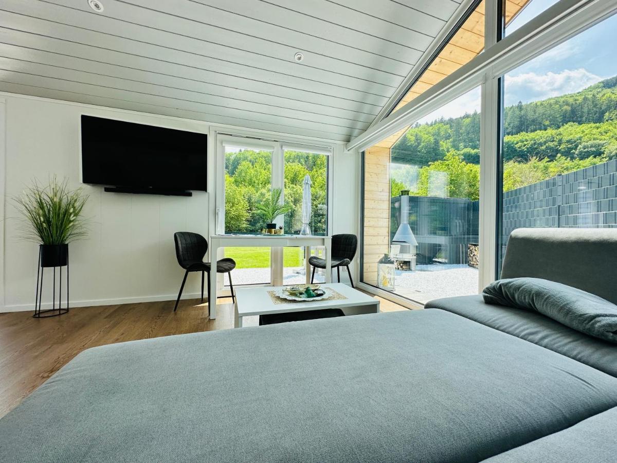 Voralpen Lodge - Ferienhaus Mit Gym & Wellnessbereich Traisen Extérieur photo