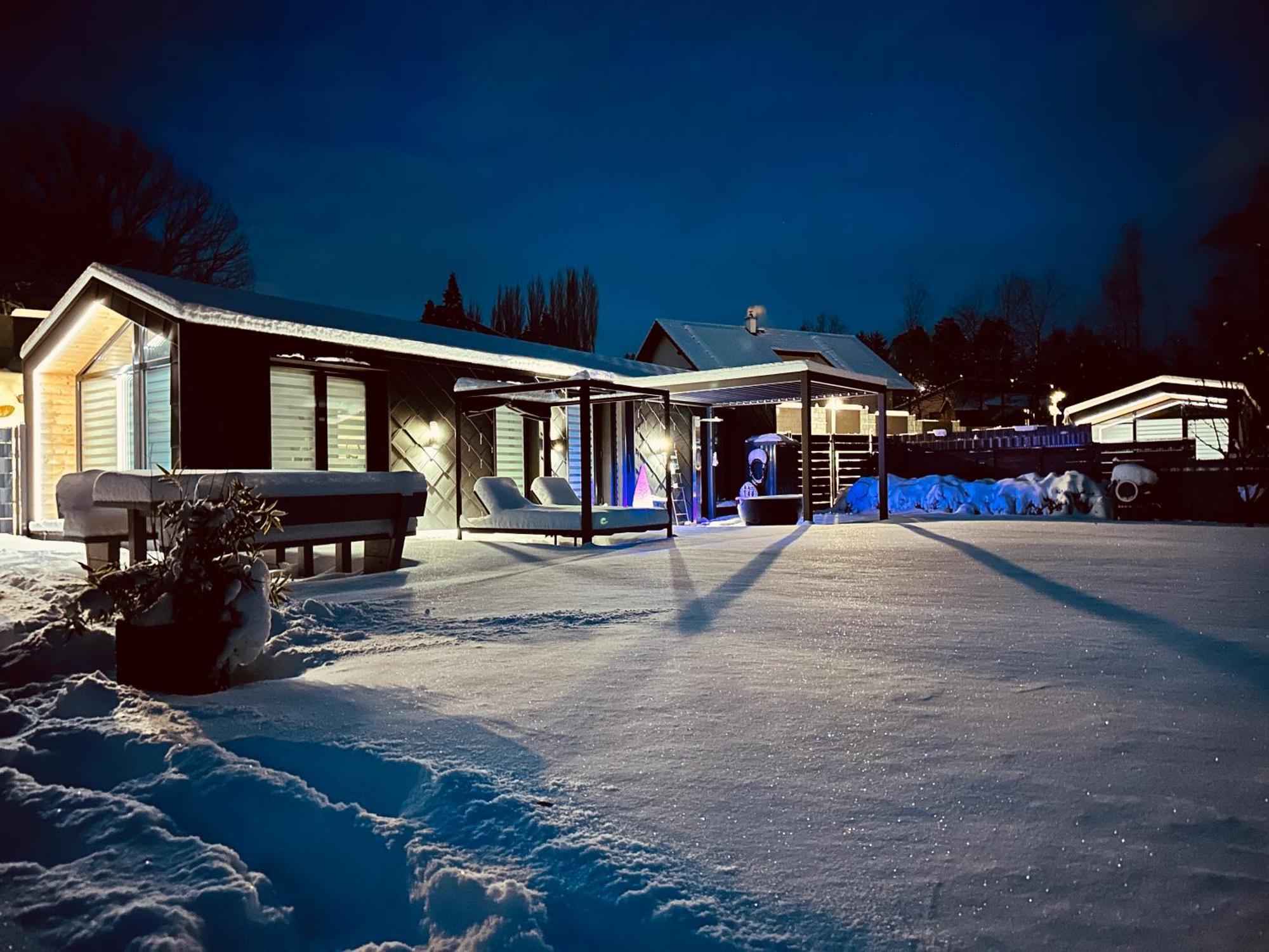 Voralpen Lodge - Ferienhaus Mit Gym & Wellnessbereich Traisen Extérieur photo